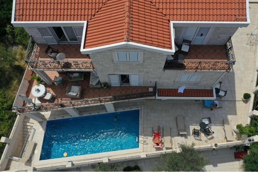 Villa Mare Apartments ティヴァト エクステリア 写真